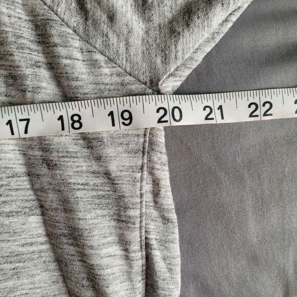 Athleta Nirvana Wear Two Ways Wrap Gray Heather Cardigan Sweater Size Small - Picture 4 of 6